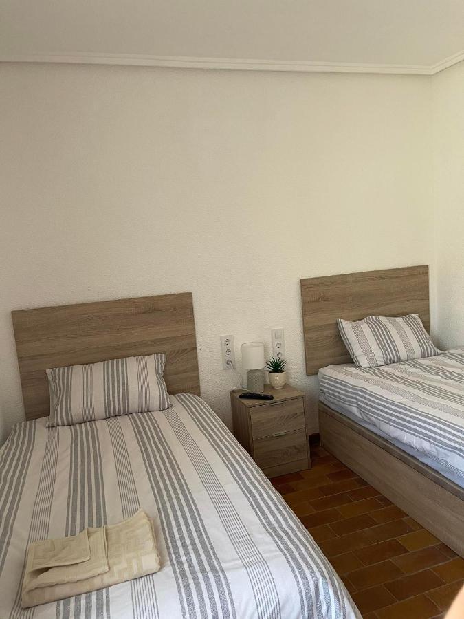 Djm Palms - Shared Casa Rural - Casa Rural Compartida - No Es Una Casa Privada Ayora Экстерьер фото
